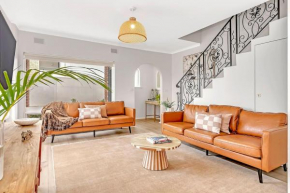'Riverside Refuge' A Contemporary Gem Near the Beach, Adelaide